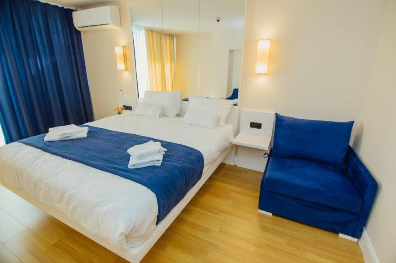 Superior Apartments Orbi City Sea View Batumi Exteriör bild