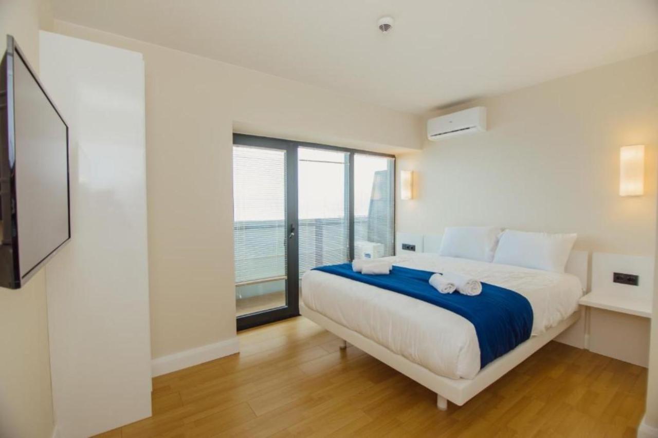 Superior Apartments Orbi City Sea View Batumi Exteriör bild