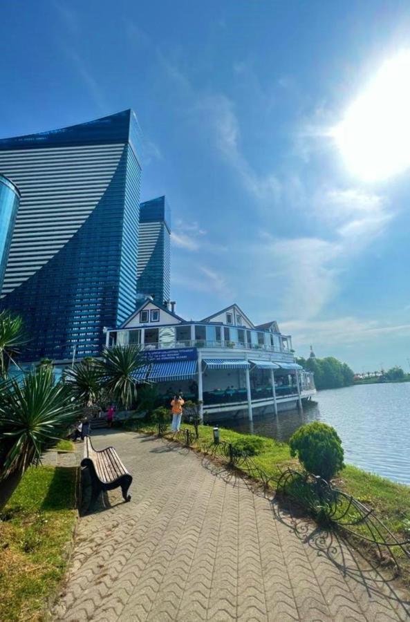 Superior Apartments Orbi City Sea View Batumi Exteriör bild