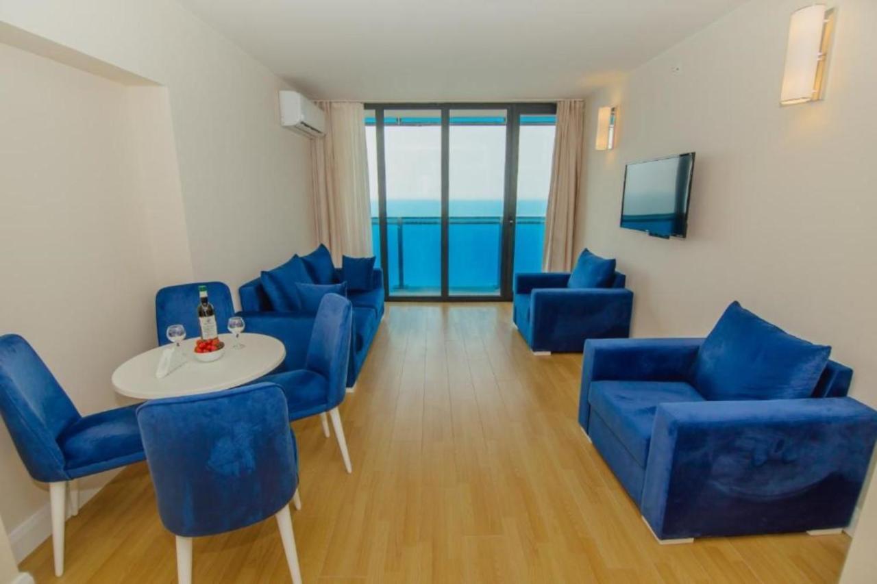 Superior Apartments Orbi City Sea View Batumi Exteriör bild