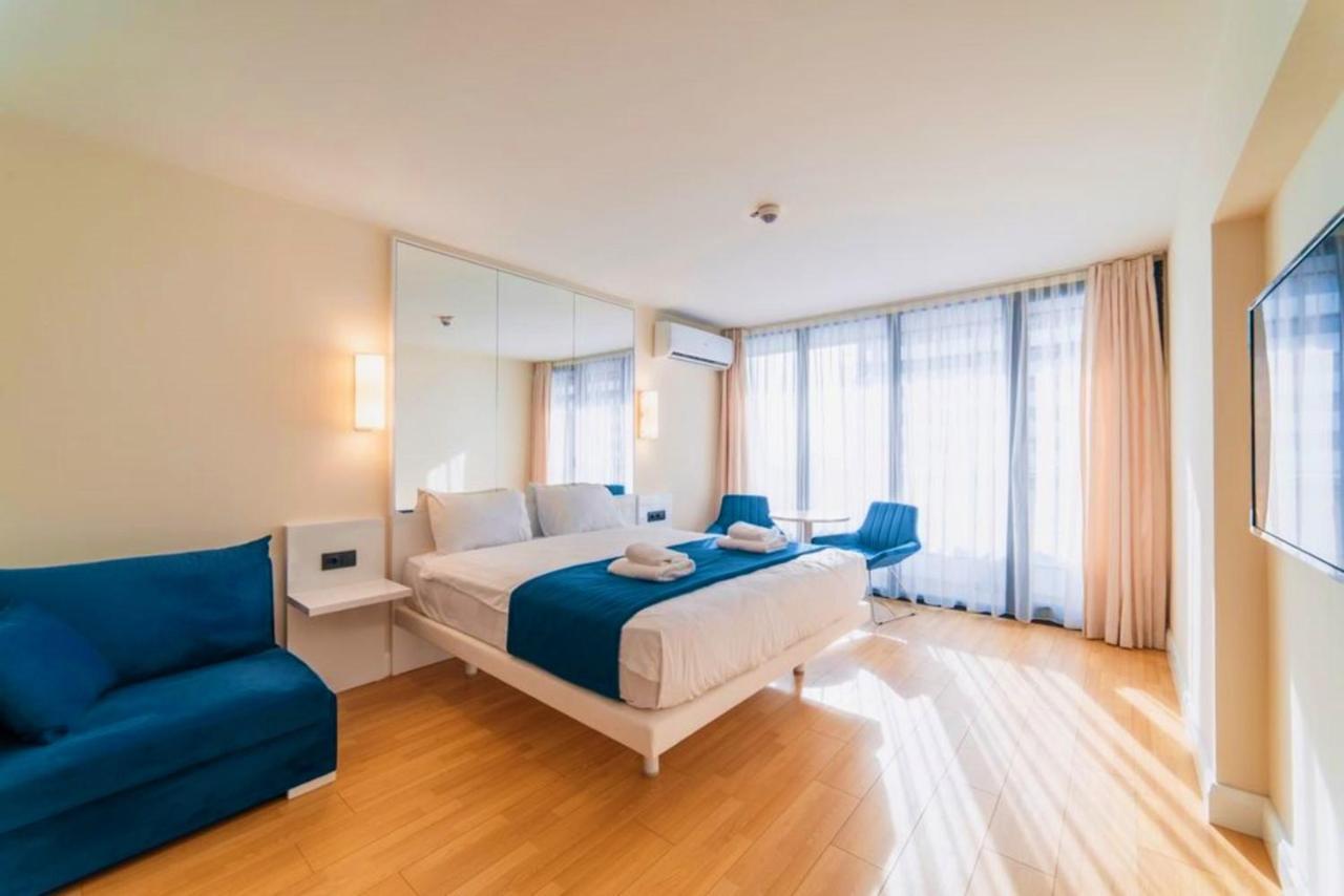 Superior Apartments Orbi City Sea View Batumi Exteriör bild